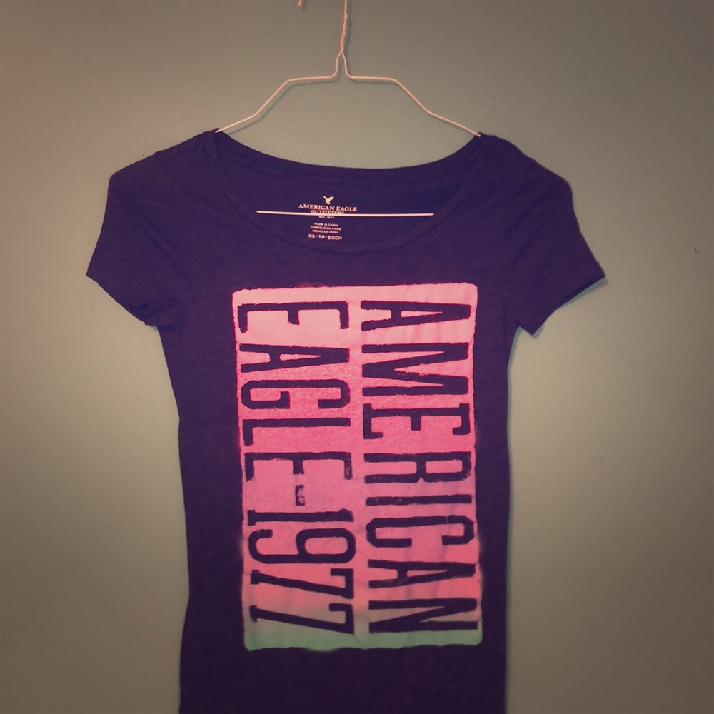 American Eagle Short Sleeved XS Shirt
